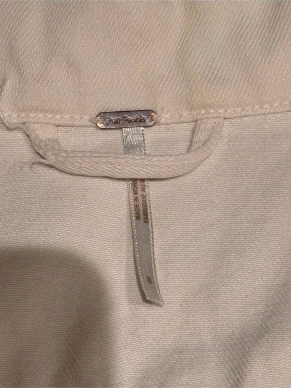 Free People Rumors denim jacket in ecru, size S - Picture 6 of 9